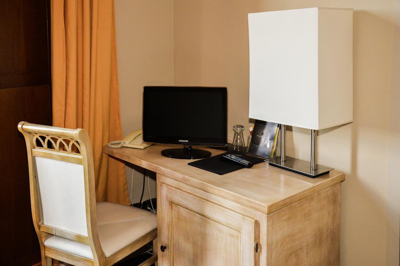Roccamonfina Palace Hotel Ngoại thất bức ảnh
