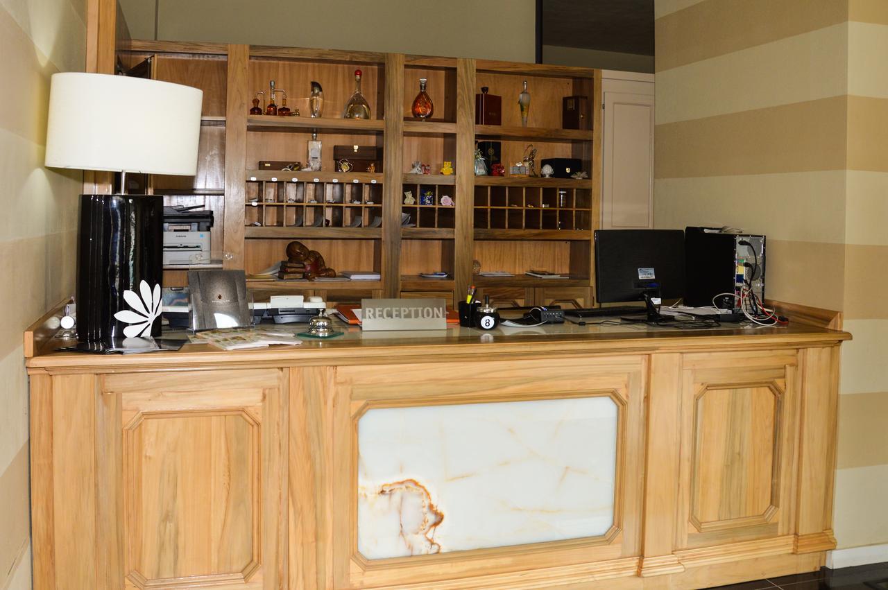 Roccamonfina Palace Hotel Ngoại thất bức ảnh