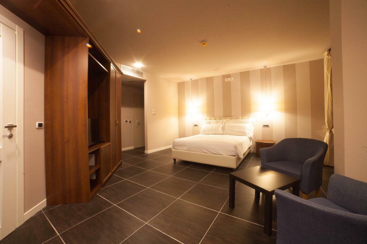 Roccamonfina Palace Hotel Ngoại thất bức ảnh